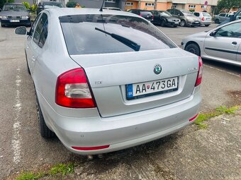 Skoda octavia 2 Facelift Sedan - 3