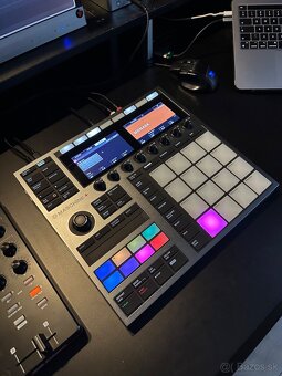 Predám Maschine plus - Native Instruments - 3