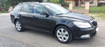 Škoda Octavia Combi 2.0TDI DSG ELEGANCE - 3