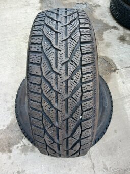 Zimne pneumatiky 215/65R16 - 3