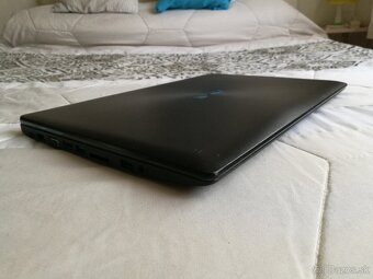 Asus X553. 4-Jadro. 2 x disk/SSD 128 + 500 GB. Nová 8 GB RAM - 3