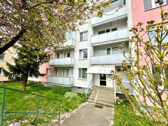 NA PREDAJ 4 - IZB BYT (84M2), BALKÓN, BREZOVÁ POD BRADLOM - 3