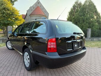 Škoda Octavia Combi Tour - 3