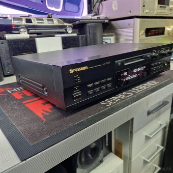 PIONEER MJ-D707...minidisc recorder... - 3