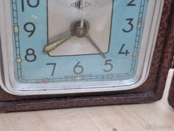 Predám funkčný Francúzky cestovný budík DEP= Výdrž, Eleganci - 3