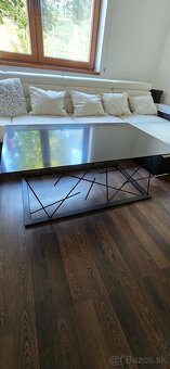 Predám dekoračný stolík - 3