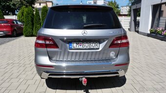 Mercedes-Benz ML 350 CDI BLUETEC 4 MATIC - 3