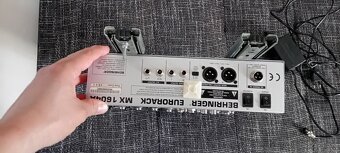 Mixpult Behringer - 3