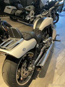 Harley-Davidson V-Rod Muscle 2017 - 3