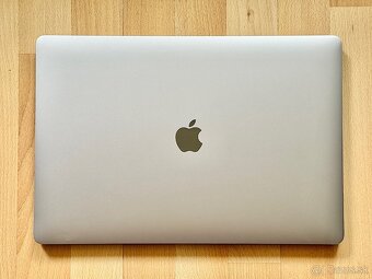 MacBook Pro 16" i7-2.6GHz/16GB/512GB, NOVÁ BATERKA,TOP STAV - 3