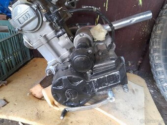 Dyrt byke 250 motor - 3