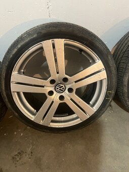 elektrony 225/40 r18 - 3