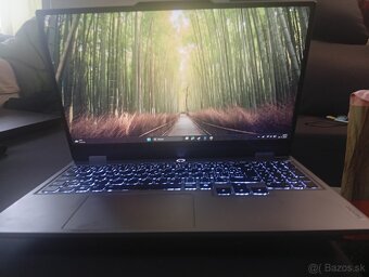 Herný notebook Lenovo LOQ 83GS00D5CK - 3