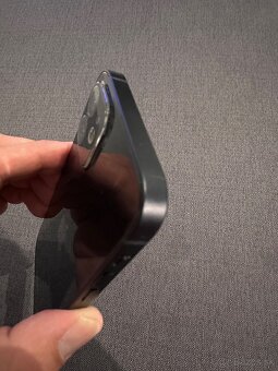 iPhone 12 - 3