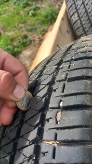 Pneu 195/80 R15 - 3