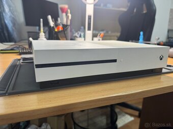 Xbox one s - 3