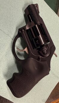 RUGER LCR 38špeciàl+P - 3