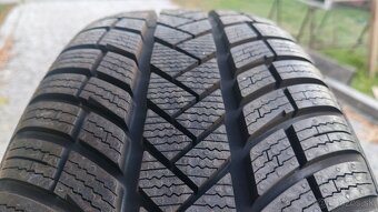 Zimné pneu 235/55 R19 --- VREDESTEIN - 3
