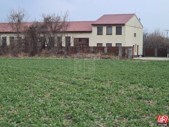 Prenájom areálu 939m2, hala 367m2, kancelárie soc. zázemie - 3