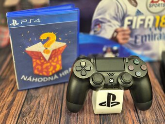 Sony Playstation 4 Slim 500GB 1 ovládač, 1 náhodná hra - 3