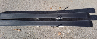 Lyže Blizzard s lyžiarkami zadarmo - 3