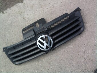 Vw polo predne svetla a maska - 3