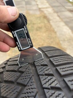 Continentel zimne 235/50/R19 - 3