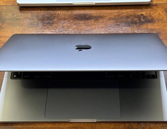 MacBook Pro 13 - 3
