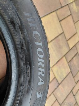 185/60r15 - 3