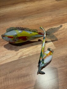 Sklenené rybky a fajka z farebného skla - 3