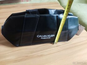 Kozmetická taška Calvin Klein - 3