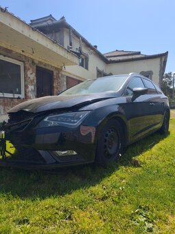 Predám HAVAROVANE auto seat leon - 3
