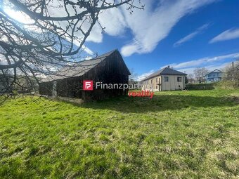 Úplna topka : veľký rodinný dom + pozemok 2200m2 + funkčný k - 3
