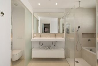 Nádherný prízemný apartmán s krásnou terasou vo Feungirole - 3