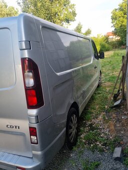 Opel vivaro - 3