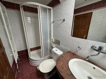 Menší 1 izbový apartmán v centre mesta - 3