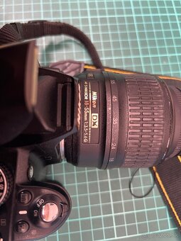 Nikon D3100 - 3