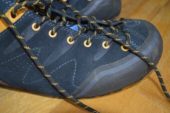 predam skoro nove turisticke topanky DACHSTEIN - 3