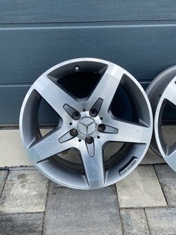 Mercedes GLA R18 - 3