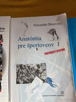 FTVS knihy hokej anatomia turistika - 3