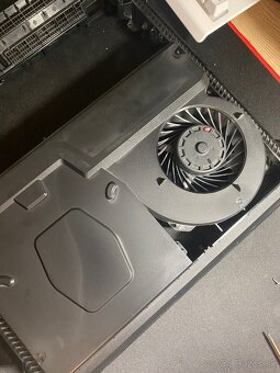 Servis ps4 konzol - 3