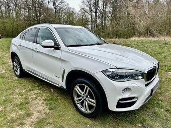 Predám BMW X6, MAX multimedia, r.v.2016 - 3