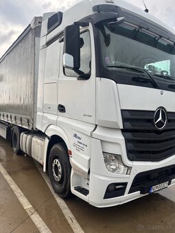 Mercedes ACTROS MP4 450 - 3
