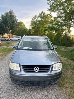 Rozpredám touran 1.6 fsi - 3