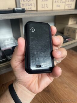 Samsung Champ Dual SIM - 3