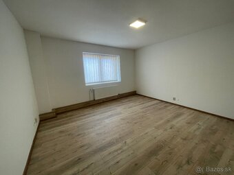 MH216-Na prenájom kancelárske priestory v obci Chotín - 3