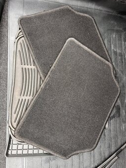 stierace, rohoze z golf 5 2009 combi, Servisna knizka pre go - 3