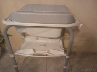 Vanička a prebaľovací pult v jednom - 3