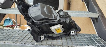 Predné svetlo bi xenon facelift e60 - 3