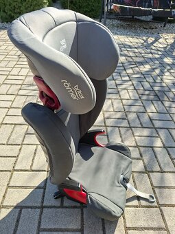 Predám Britax Romer Kidfix SL BR Black series - 3